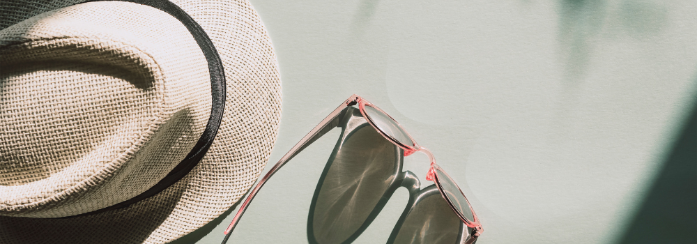 Summer hat and sun glasses