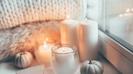 Cosy winter window sill