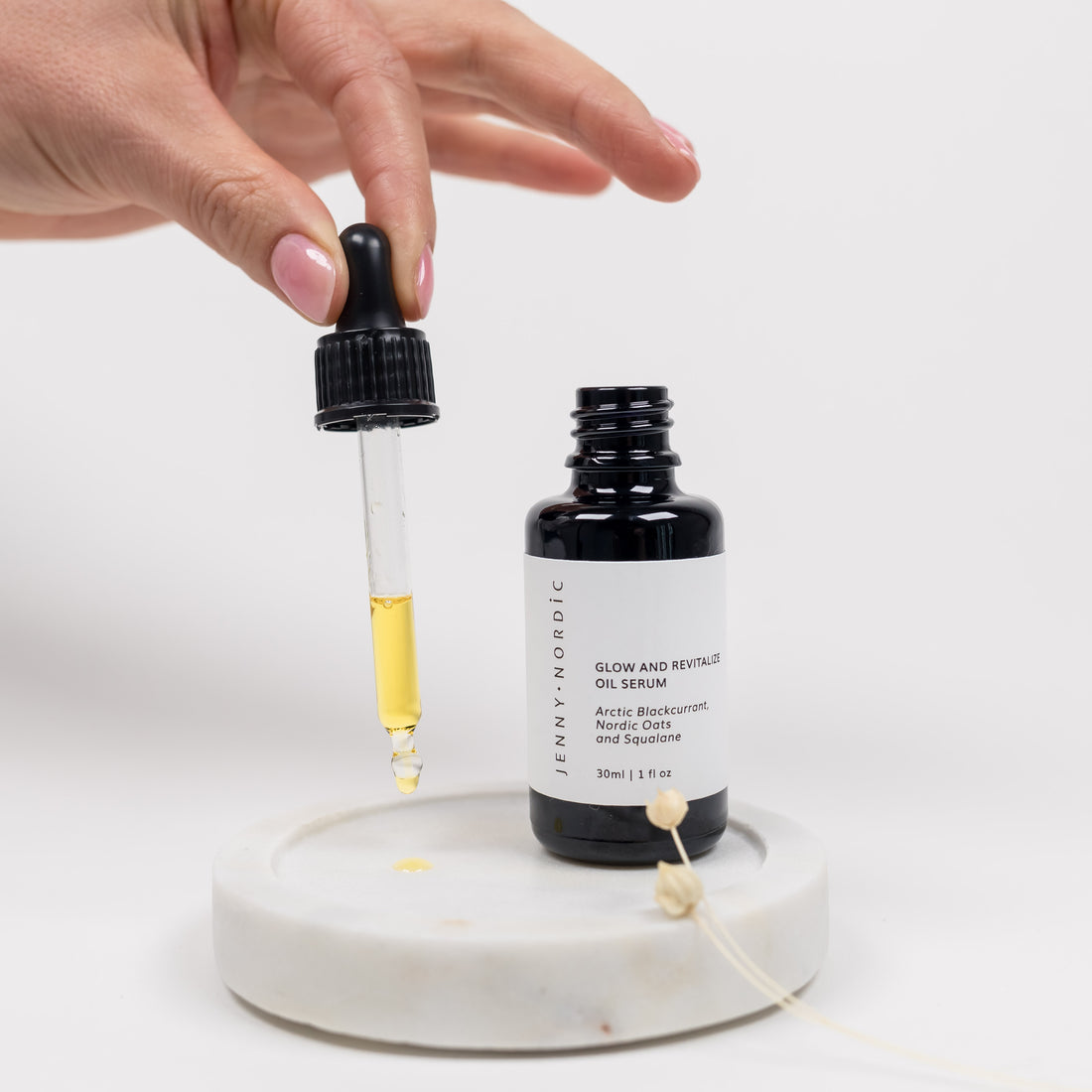 Glow and Revitalize Oil serum