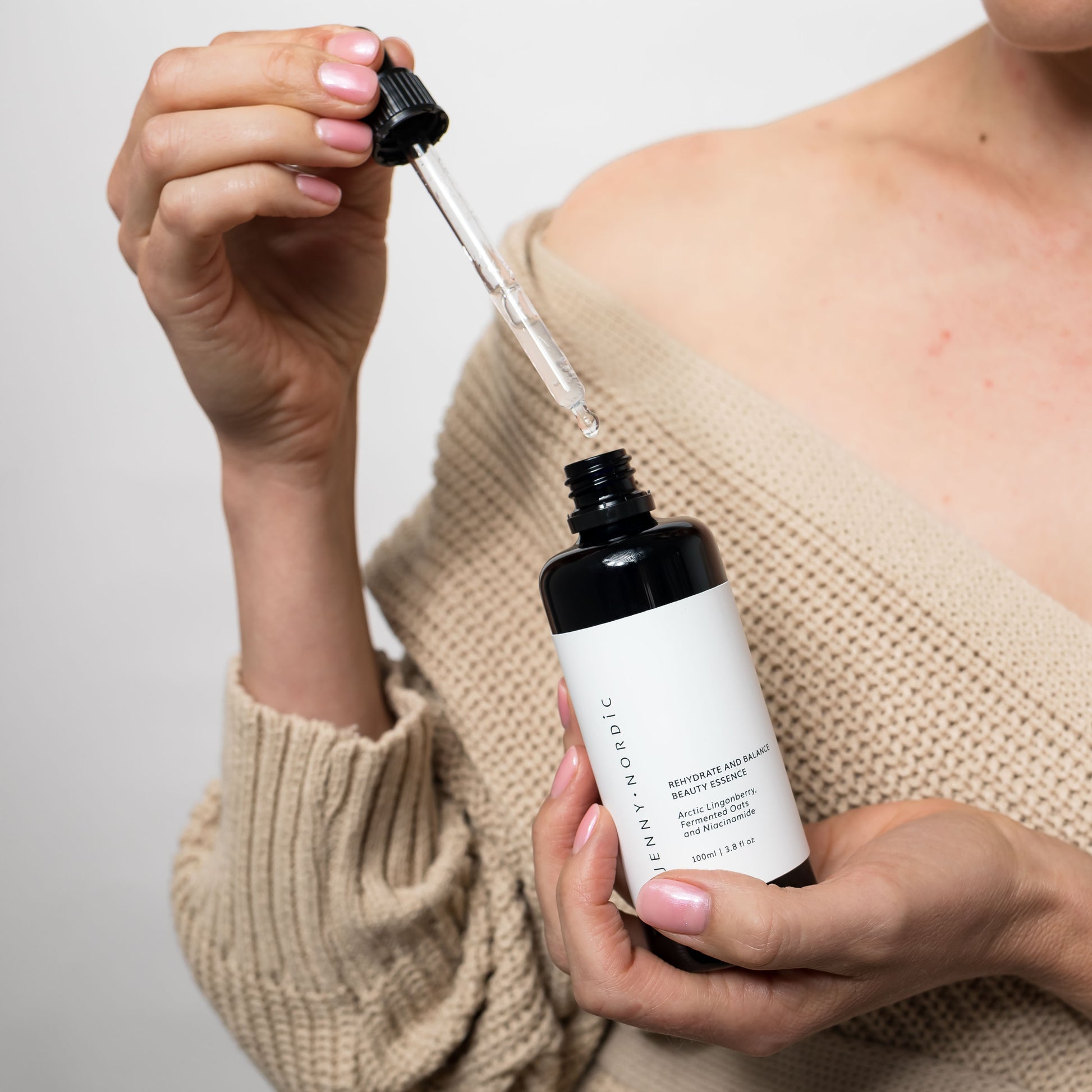 Rehydrate & Balance Beauty Essence texture shot
